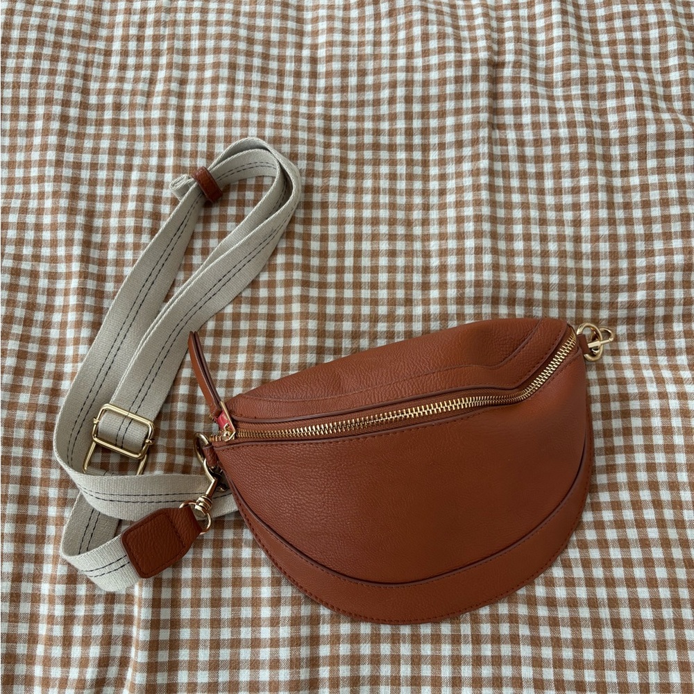 Brown Leather Crossbody/Belt Bag